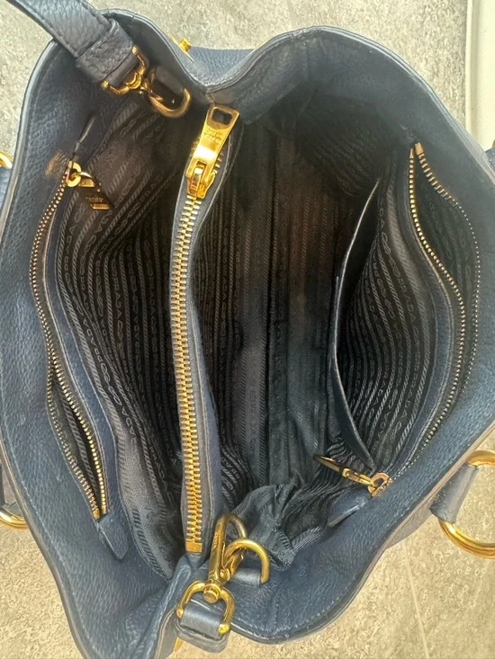 Prada Vitello Daino Bluette Calf leather Tote crossbody shoulder Bag pre owned - Picture 10 of 17